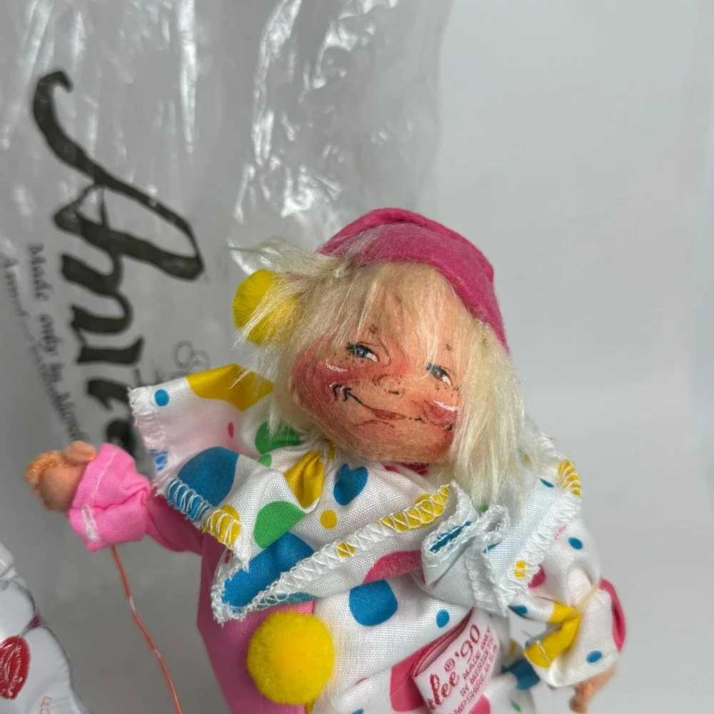 1990 Annalee‎ Doll Society Clown Doll Polka Dot PS I Love You Balloon